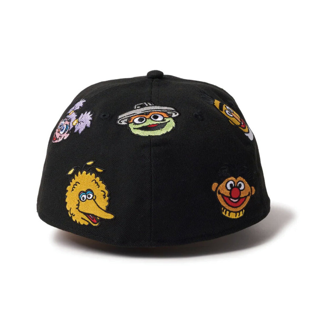 ニューエラ キャップ 59fifty コラボ SESAME STREET セサミストリート オールオーバー ブラック クッキーモンスター エルモ キャラクター メンズ レディース 帽子